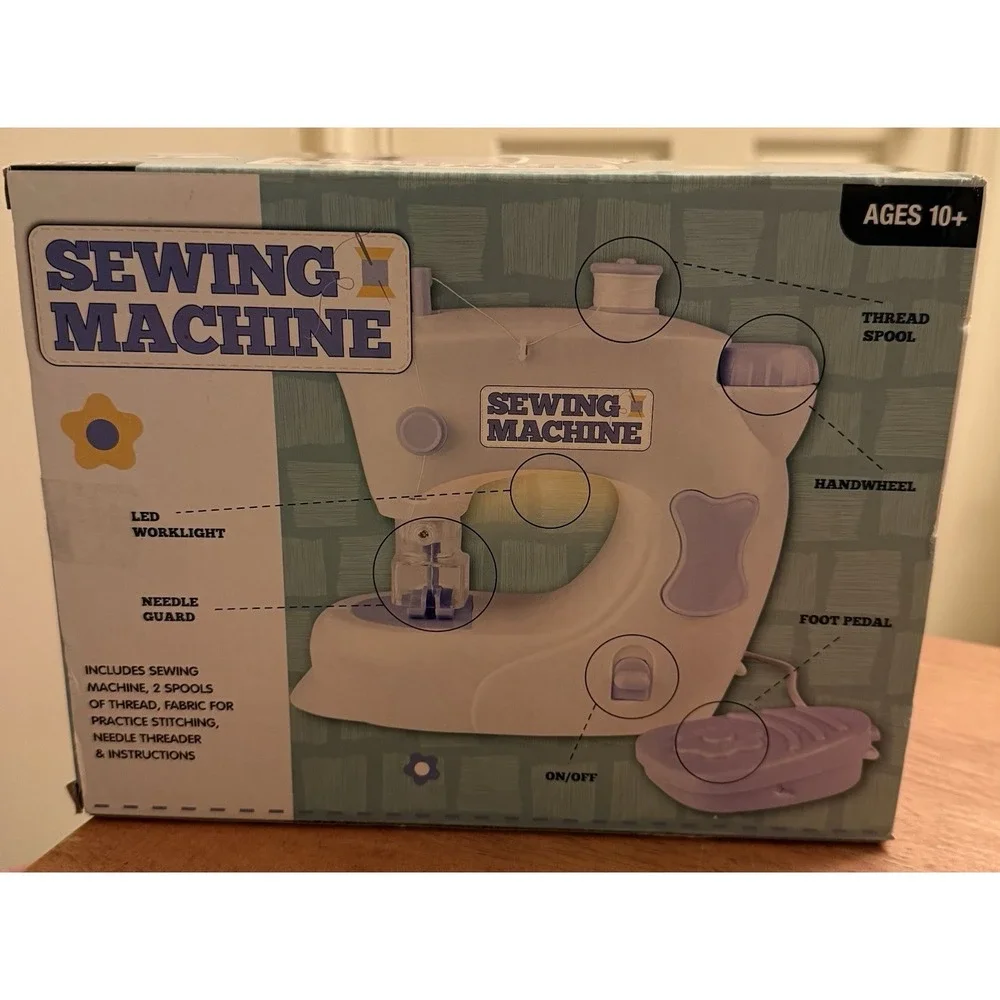 Sewing machine for‎ beginners Ages 10 and up New Sealed